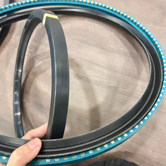 High Quality Freely Provided Sample Standard FKM/NBR Fabric Reinforced Rotary Shaft Oil Seal and R35/R37/ 58 Type Rubber Oil Seal 240*280*16 